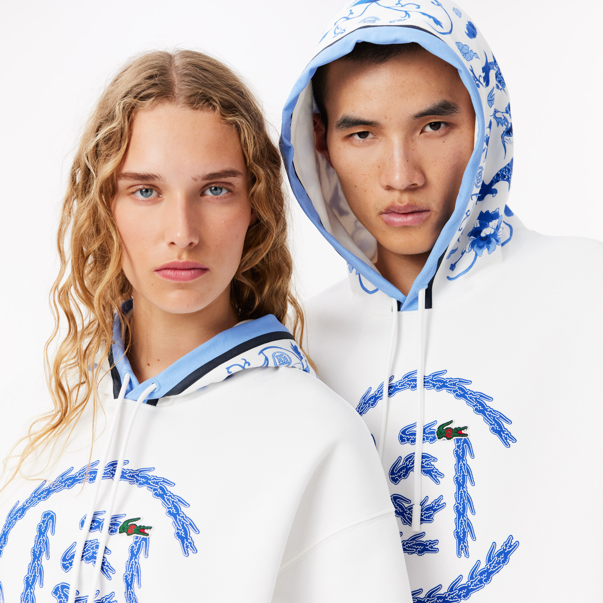 ★Lacoste x CLOT Logo Hoodie 関税込★ Lacoste Men's x CLOT Logo Hoodie in Flour/Cobalt Lacoste